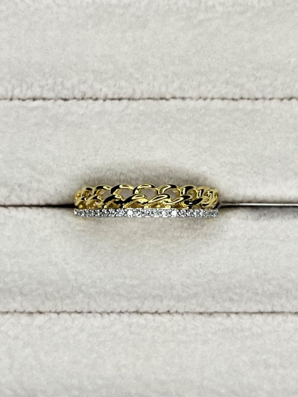 R085 | Genuine Diamond Small Chain Link Ring